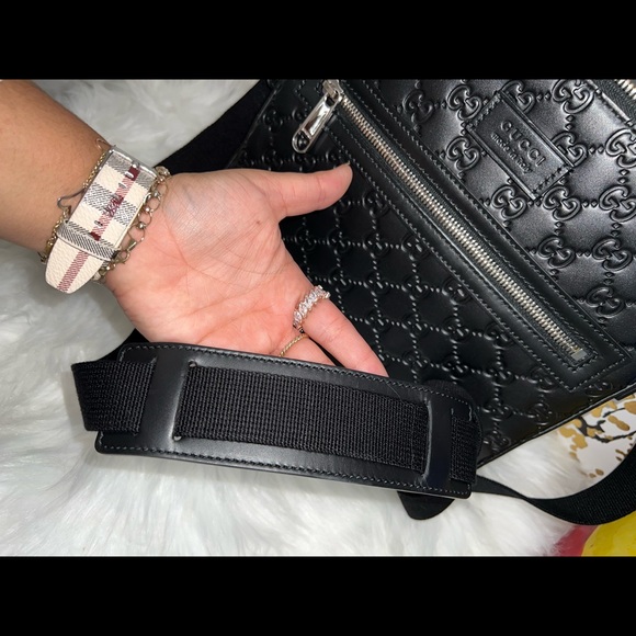 Gucci Black Crossbody Bag - Picture 14 of 16